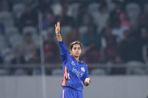 India opt to bat in second ODI; Vaishnavi replaces rested Gaud
