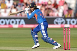 Zimbabwe bat first; India bring in Bhatia, Gaud and Deol