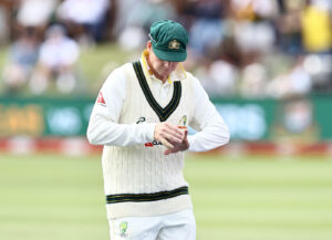Smith faces fitness test ahead of Test series decider in Cape Town